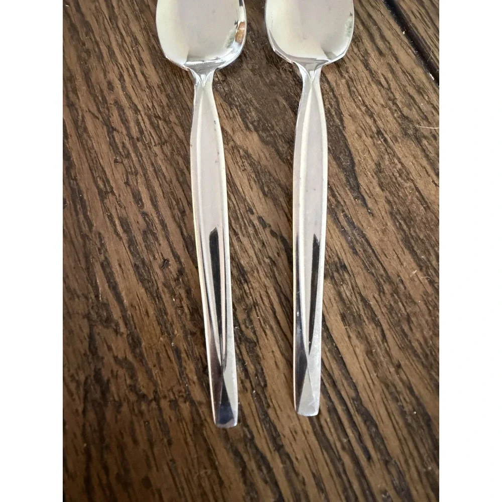 Wm. Rogers & Son Lines Grapefruit Spoons Set 2 Silver Vintage 1950s Stainless 6